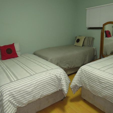 The Musafer Travel Lodge ピーターマリッツバーグ エクステリア 写真